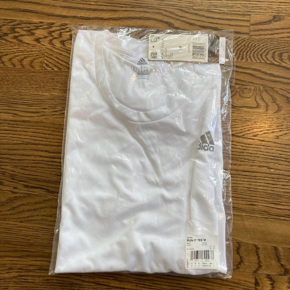 NWT Adidas Running Tshirt, “Run It Tee,” Mens Medium